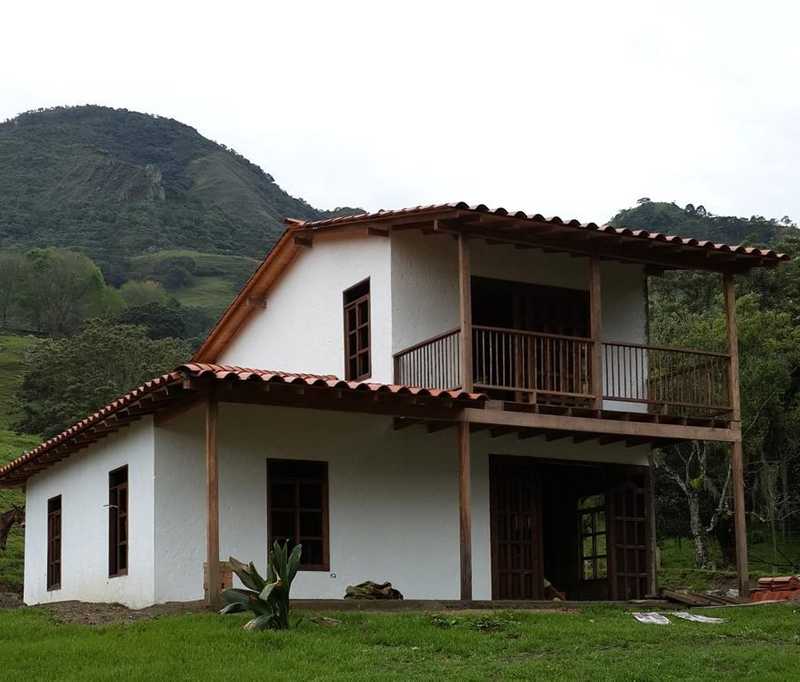 Colonial 2